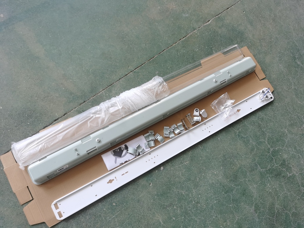 PANTALLA ESTANCA "DICHT" 2x TUBO LED 120cm PC 1263x108x90