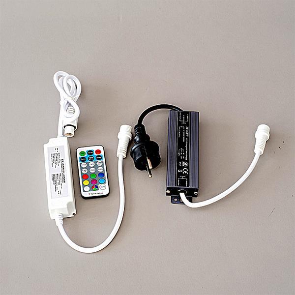 ADAPTADOR 24V, CONTROLADOR SYNCHRONOUS RGBW LED Y MANDO, CABLE 3m, IP65