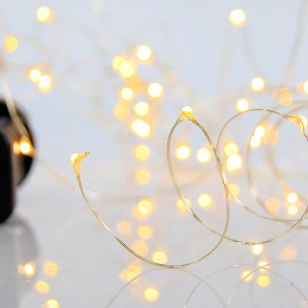 LINEA 100 MINI LED, ADAPTADOR 4.5V CON 8 MULTIFUNCIONES, HILO COLOR COBRE, LED DAYLIGHT POR 10cm, CABLE 5m, IP44