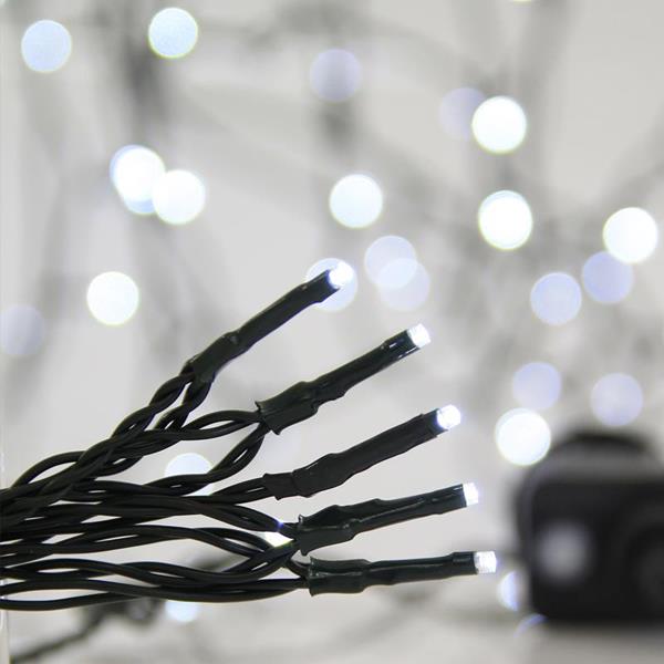 LINEA, 700 LED 3mm, ADAPTADOR 31V CON 8 MULTIFUNCIONES, HILO VERDE, LED BLANCO POR 5cm, CABLE 3m, IP44