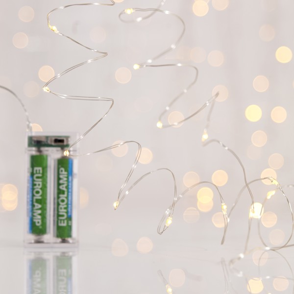 LÍNEA, 50 MINI LED, CAJA DE PILAS 3xAA, TEMPORIZADOR, CABLE DE COBRE PLATEADO, LED BLANCO CÁLIDO, POR 10 cm, CABLE DE CONDUCCIÓN 10 cm, IP20