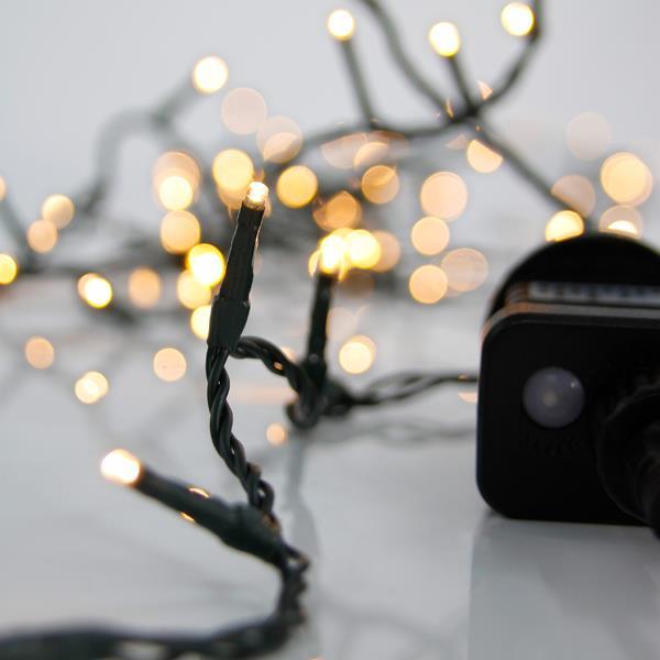 LÍNEA, 100 LED 3 mm, ADAPTADOR 31 V, 8 M/F Y MEMORIA, CABLE PVC VERDE, LED BLANCO CÁLIDO, POR 5 cm, CABLE CONDUCTOR 3 m, IP44