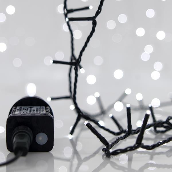 LÍNEA, 900 LED 3 mm, ADAPTADOR 31 V, 8 M/F Y MEMORIA, CABLE PVC VERDE, LED BLANCO, POR 5 cm, CABLE CONDUCTOR 3 m, IP44