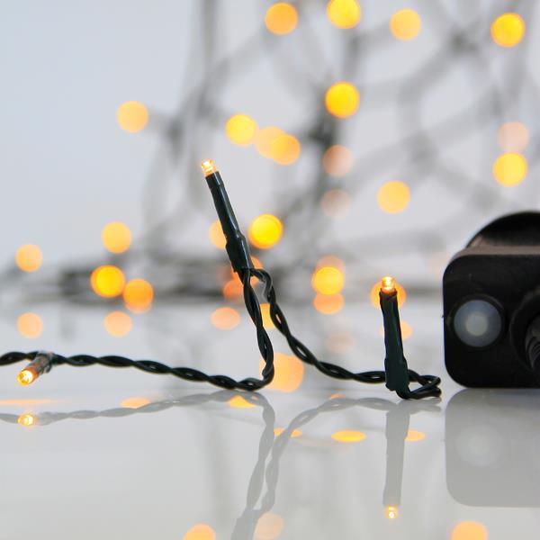 LÍNEA, 1500 LED 3 mm, ADAPTADOR 31 V, 8 M/F Y MEMORIA, CABLE PVC VERDE, LED BLANCO CÁLIDO, POR 5 cm, CABLE CONDUCTOR 3 m, IP44