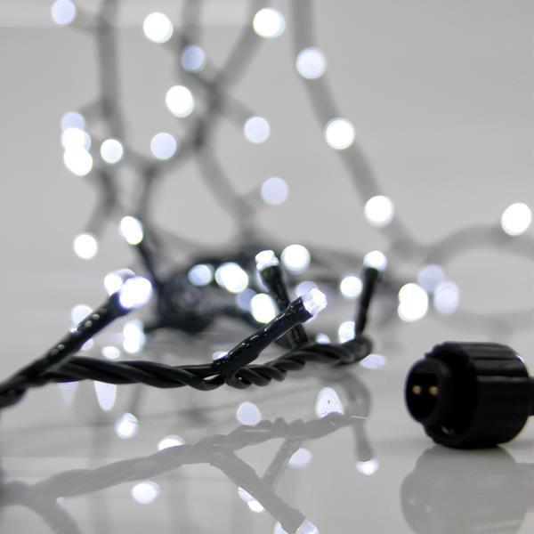 LÍNEA, 100 LED 3 mm, ADAPTADOR 31 V, 4 CONECTORES HASTA 3 JUEGOS, CABLE PVC VERDE, LED BLANCO, POR 5 cm, CABLE CONDUCTOR 3 m, IP44