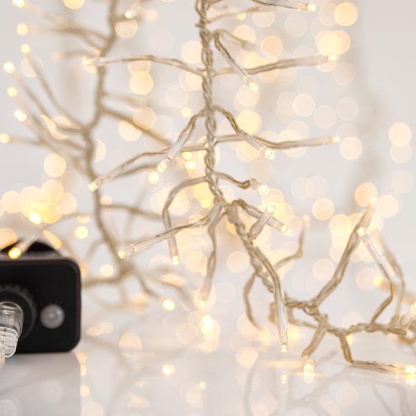 GRUPO DE 1,3 m, 144 LED DE 3 mm, ADAPTADOR DE 31 V, 8 M/F Y MEMORIA, CABLE DE PVC TRANSPARENTE, LED BLANCO CÁLIDO, CABLE DE 3 m, IP44