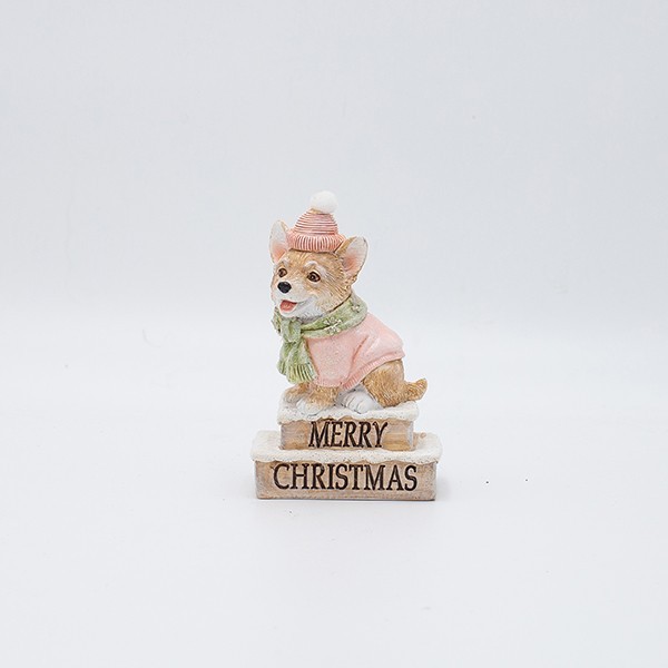 FIGURA DECORATIVA DE POLIRRESINA, PERRO CON GORRO ROSA, 7,5 X 11,5 CM.