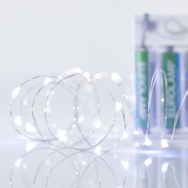 GUIRNALDA LINEAL, 20 MINI LED, CAJA DE PILAS 3XAA, HILO DE COBRE PLATEADO, LED BLANCO CADA 10CM, CABLE DE ALIMENTACIÓN 10CM, IP20