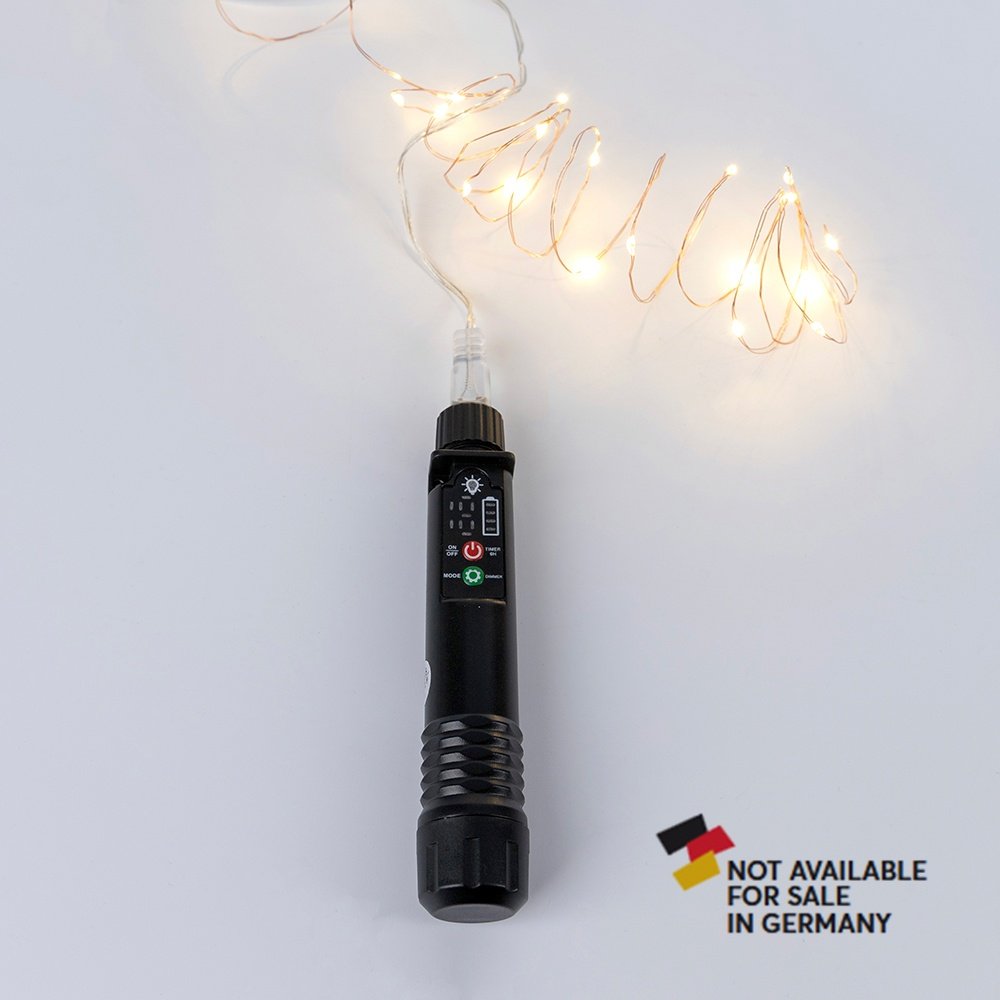 GUIRNALDA LINEAL, 40 MINI LED CON ALIMENTACIÓN HUCHA CARGADOR, 3V-4.5V, PILA 800 MAH, 8 M/H, MANDO A DISTANCIA (TEMPORIZADOR & REGULADOR), HILO DE COBRE PLATEADO, LED BLANCO CÁLIDO CADA 10CM, CABLE DE ALIMENTACIÓN 30CM, IP44