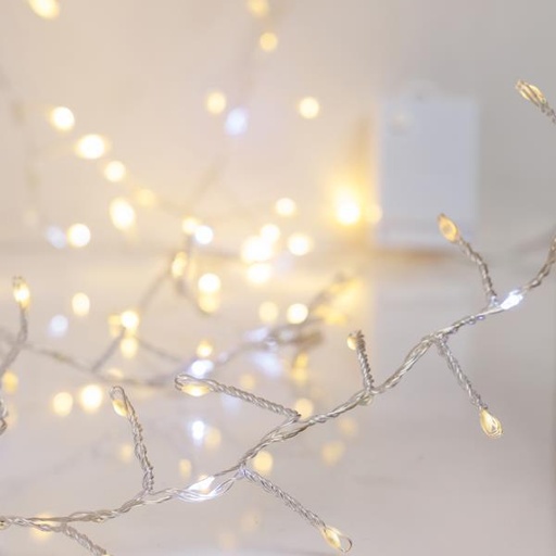 [600-08931] GRUPO DE 5 M, 300 MINI LED, ADAPTADOR DE 4,5 V, FIJO, CABLE DE COBRE PLATEADO, 100 LED BLANCO CÁLIDO, 200 LED BLANCOS CON NIEVE M/H, CABLE DE 5 M, IP44