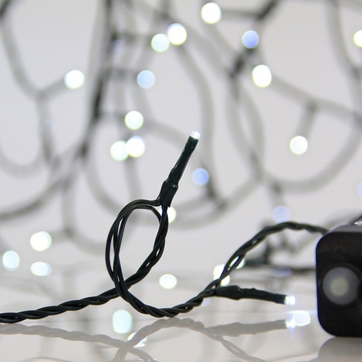 [600-13340] LÍNEA, 300 LED 3 mm, ADAPTADOR 31 V, 8 M/F Y MEMORIA, CABLE PVC VERDE, LED BLANCO, POR 5 cm, CABLE CONDUCTOR 3 m, IP44