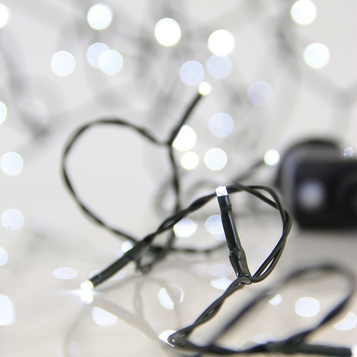 [600-13400] LÍNEA, 400 LED 3 mm, ADAPTADOR 31 V, 8 M/F Y MEMORIA, CABLE PVC VERDE, LED BLANCO, POR 5 cm, CABLE CONDUCTOR 3 m, IP44