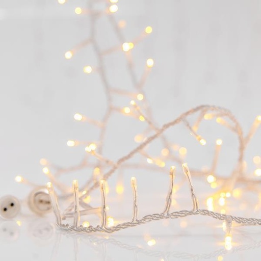 [600-19321] SERPIENTE, 800 LED 3 mm, ADAPTADOR 31 V, 4 CONECTORES HASTA 2 JUEGOS, CABLE DE PVC TRANSPARENTE, LED BLANCO CÁLIDO, POR 2 cm, CABLE DE CONDUCCIÓN 3 m, IP44